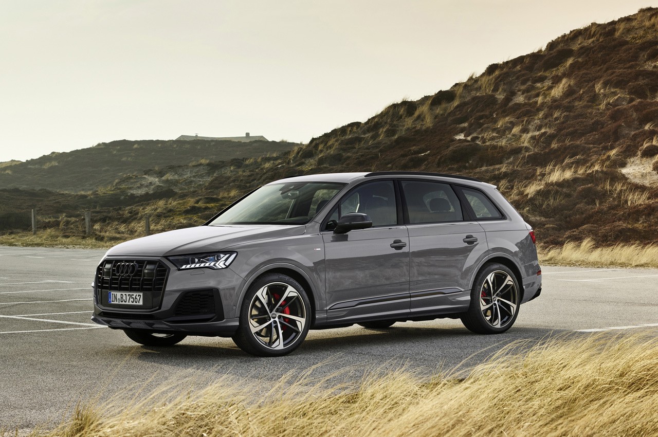 Audi Q7 S Competition: immagini ufficiali