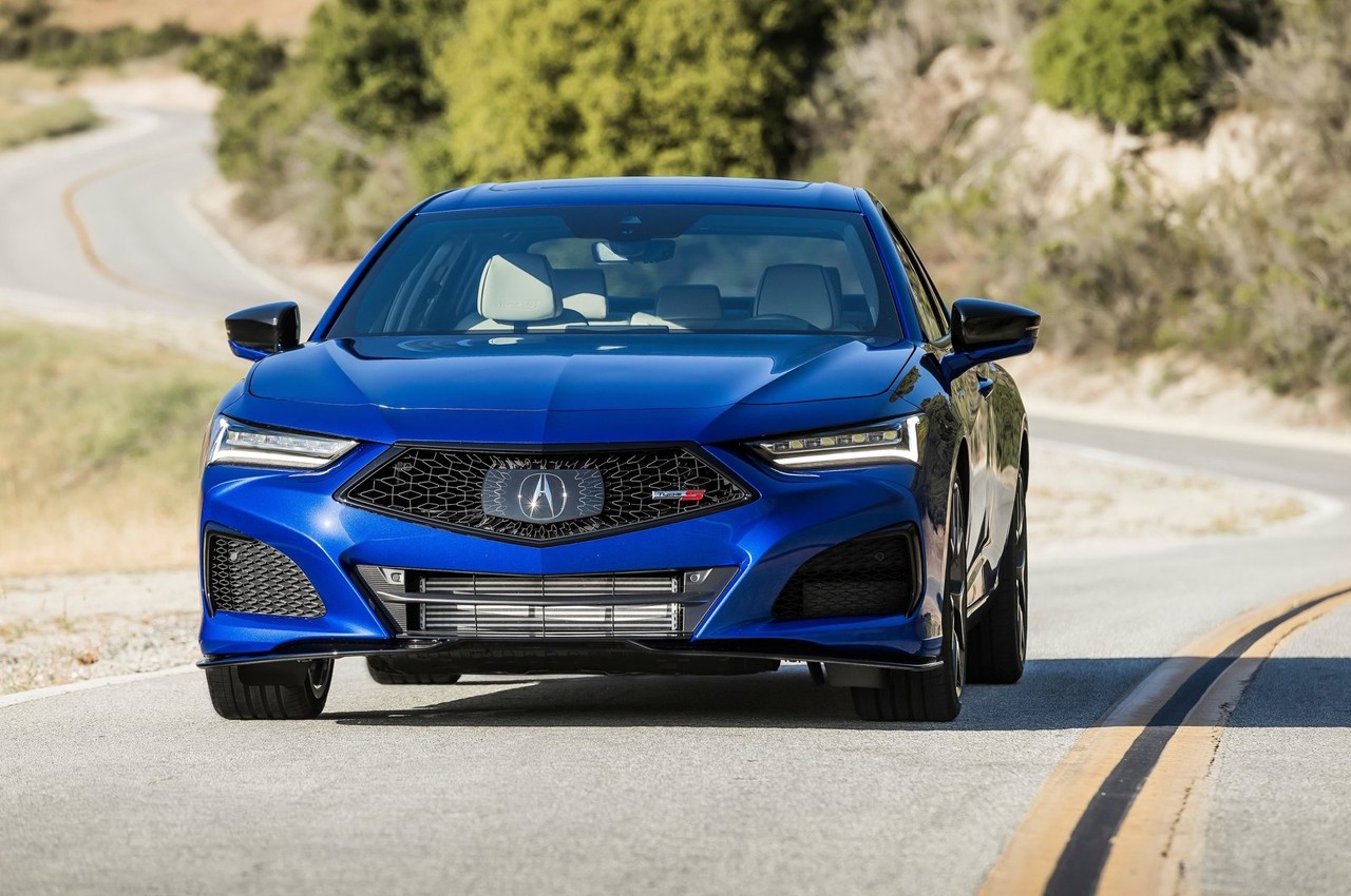 Acura TLX Type S: immagini ufficiali