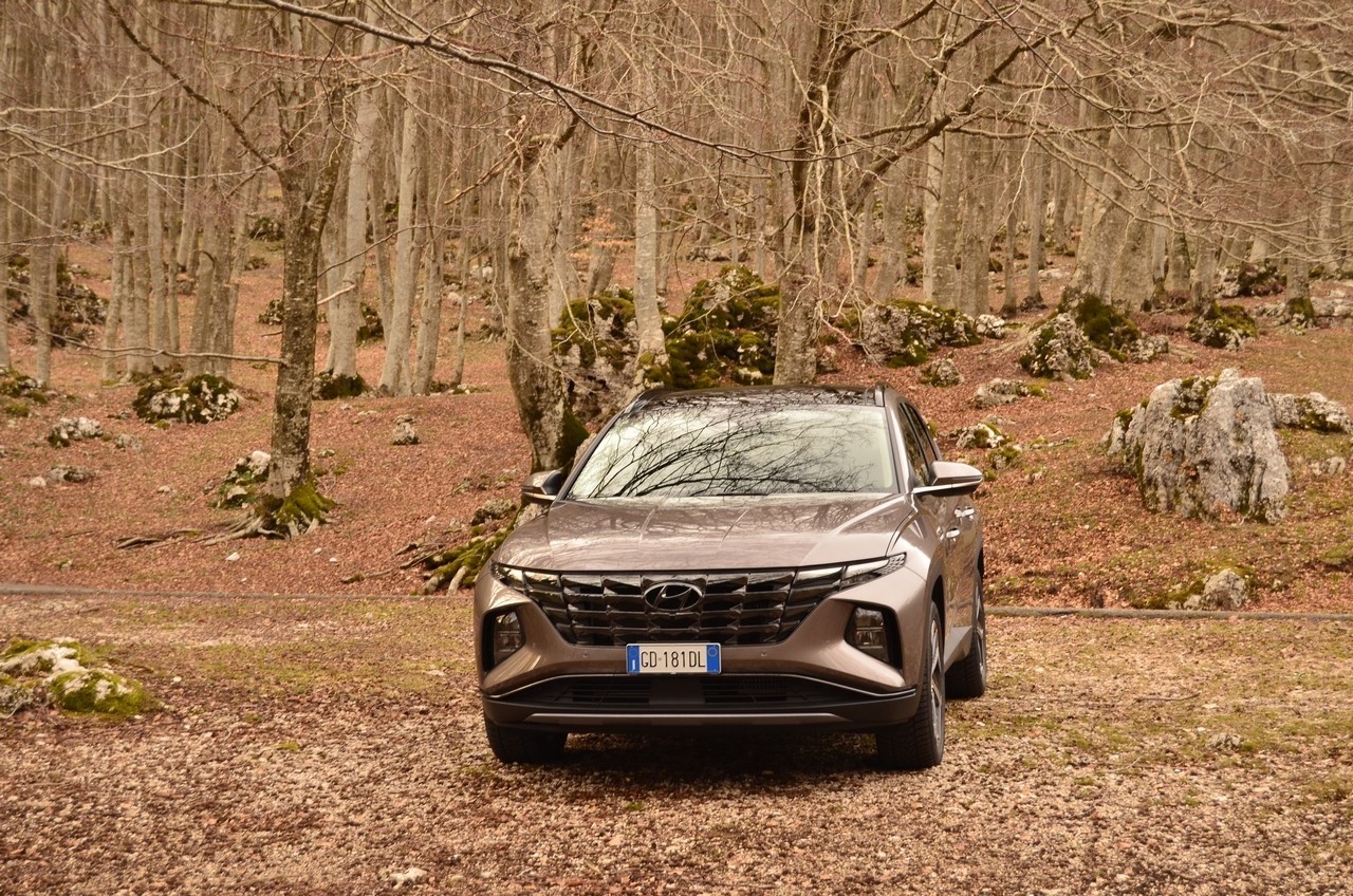 Hyundai Tucson 1.6 T-GDI HEV eXcellence: prova su strada