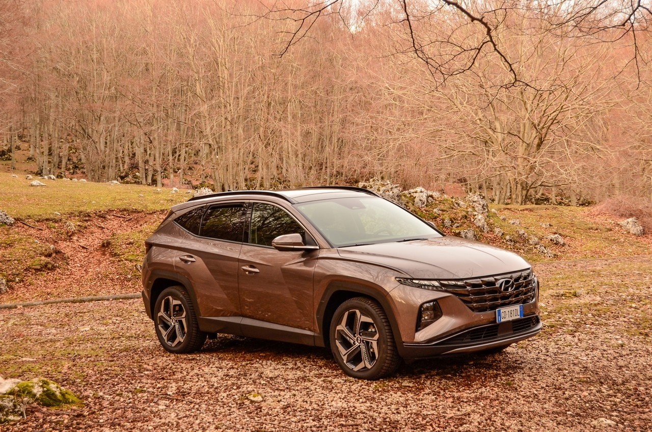 Hyundai Tucson 1.6 T-GDI HEV eXcellence: prova su strada