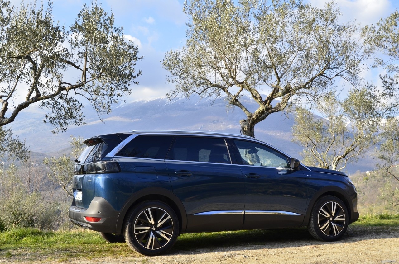 Peugeot 5008 1.5 BlueHDi GT Pack: prova su strada