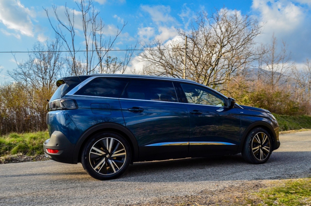 Peugeot 5008 1.5 BlueHDi GT Pack: prova su strada