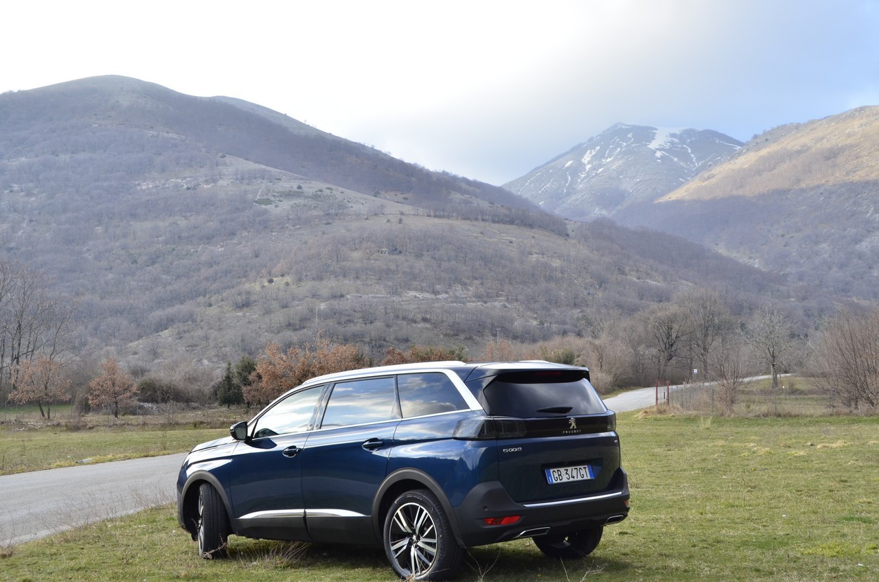 Peugeot 5008 1.5 BlueHDi GT Pack: prova su strada