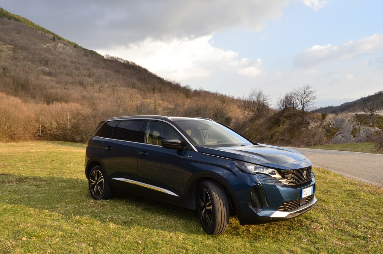 Peugeot 5008 1.5 BlueHDi GT Pack: prova su strada