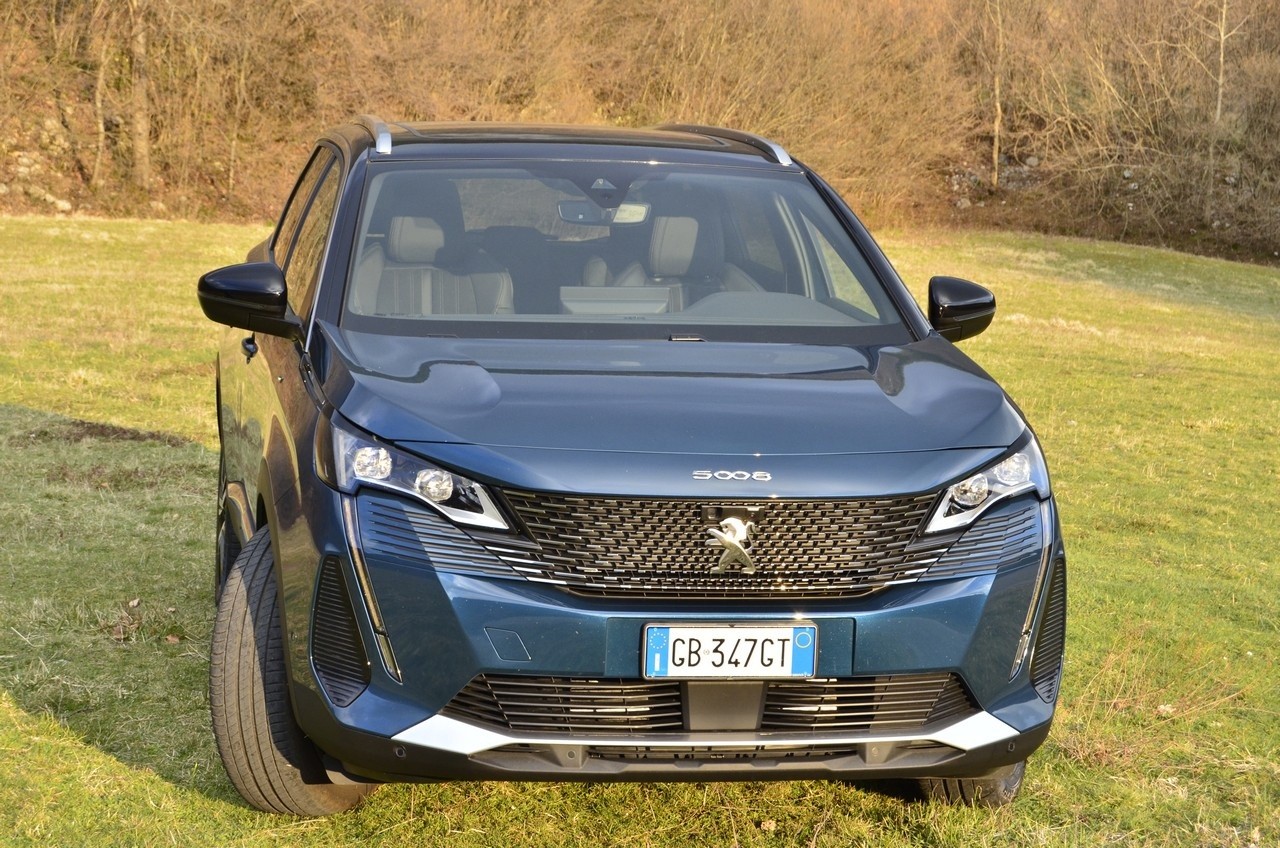 Peugeot 5008 1.5 BlueHDi GT Pack: prova su strada