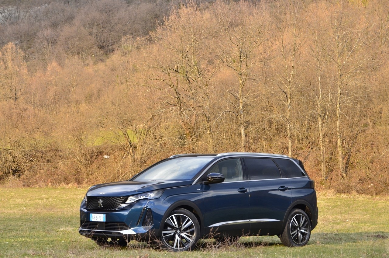 Peugeot 5008 1.5 BlueHDi GT Pack: prova su strada