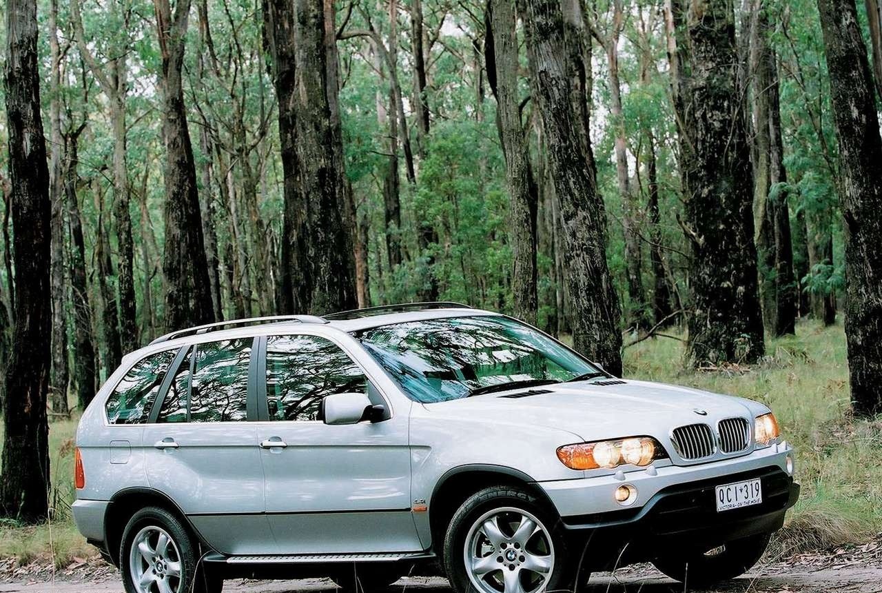 BMW X5 1999: immagini ufficiali