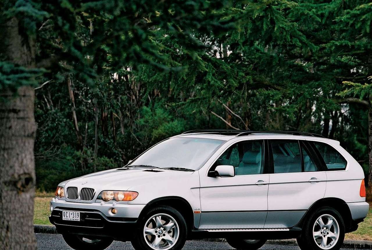 BMW X5 1999: immagini ufficiali