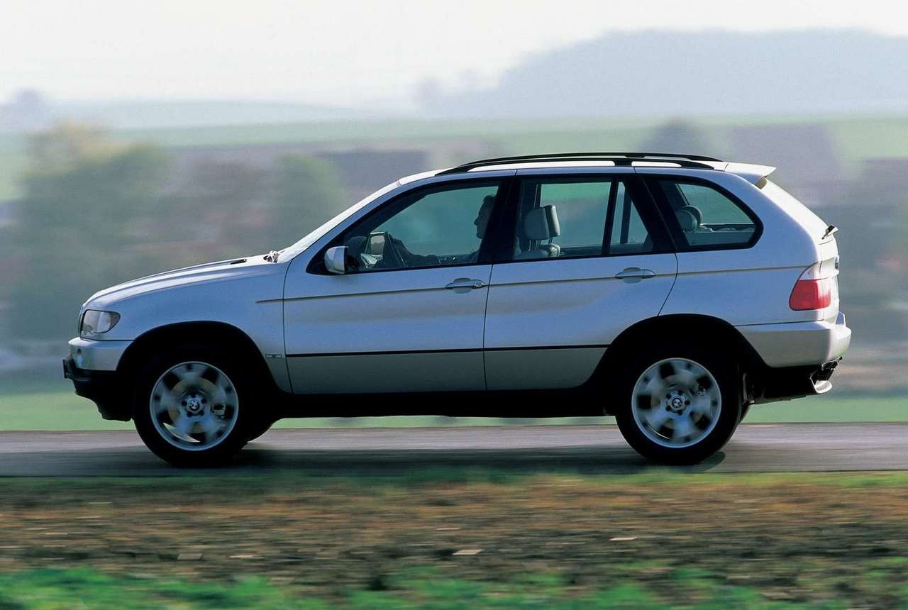 BMW X5 1999: immagini ufficiali