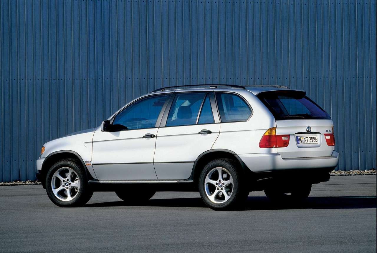 BMW X5 1999: immagini ufficiali