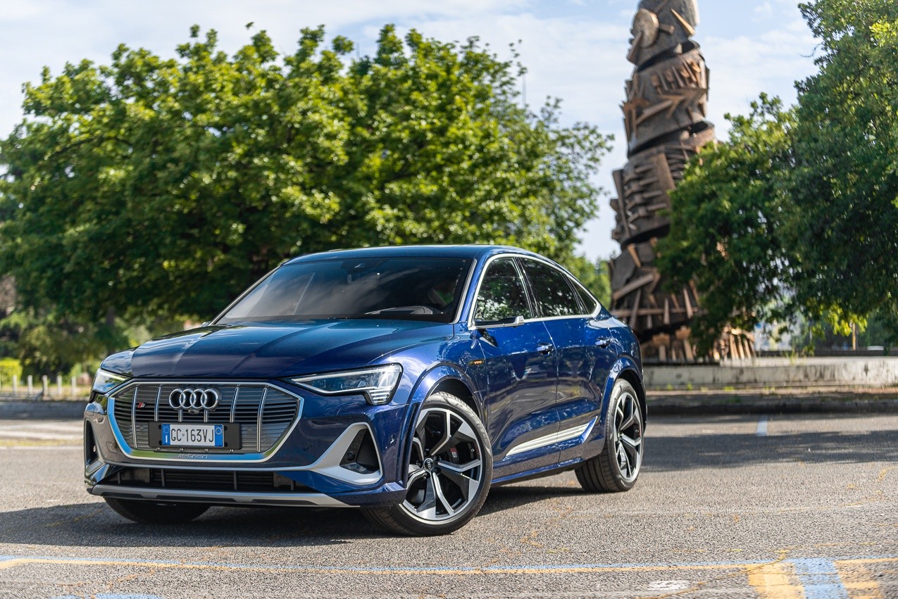 Audi e-tron S Sportback: la prova su strada