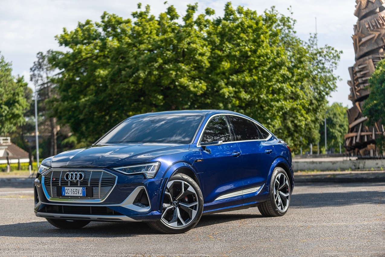 Audi e-tron S Sportback: la prova su strada