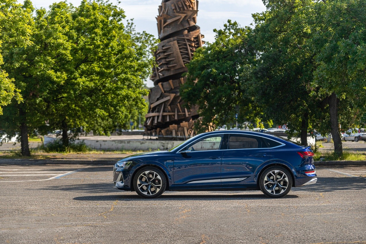 Audi e-tron S Sportback: la prova su strada