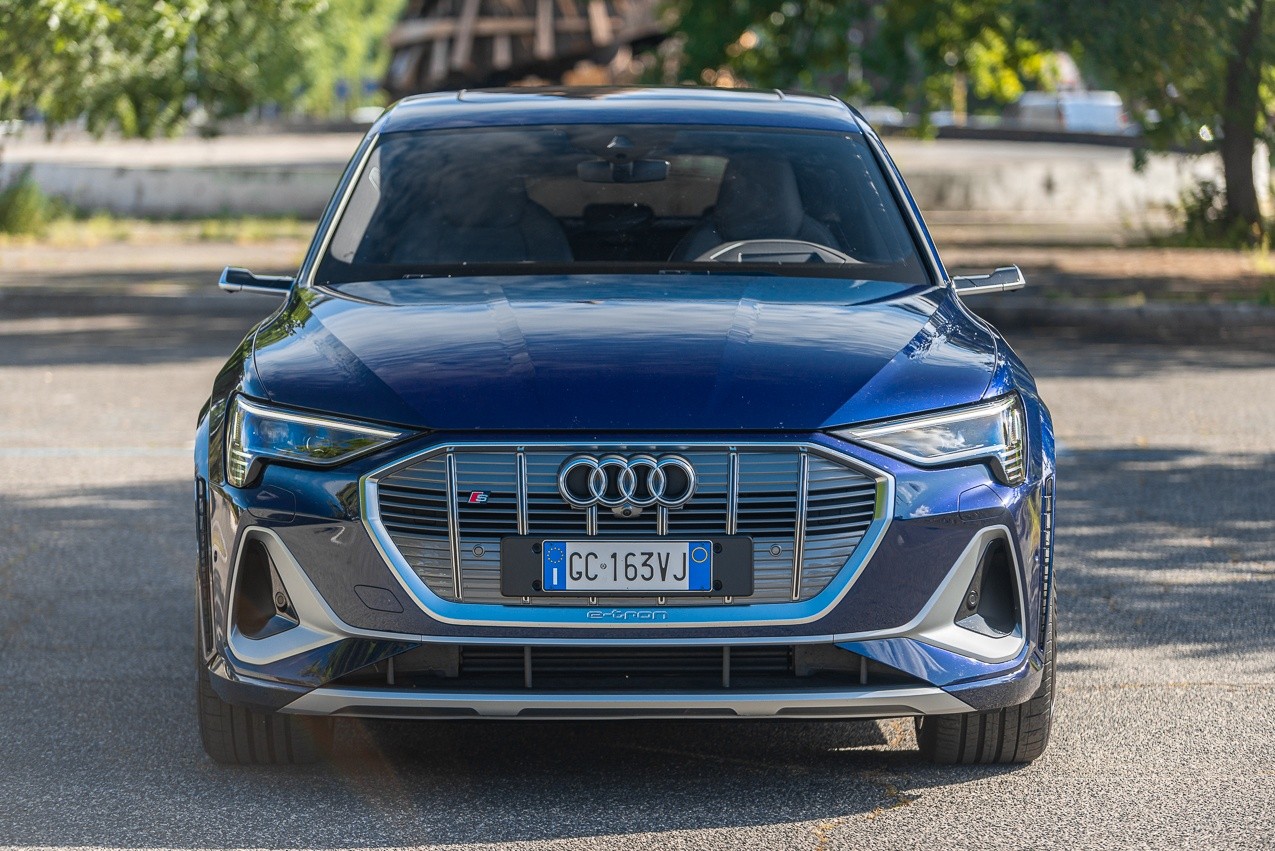 Audi e-tron S Sportback: la prova su strada