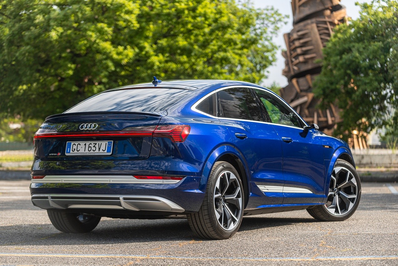 Audi e-tron S Sportback: la prova su strada