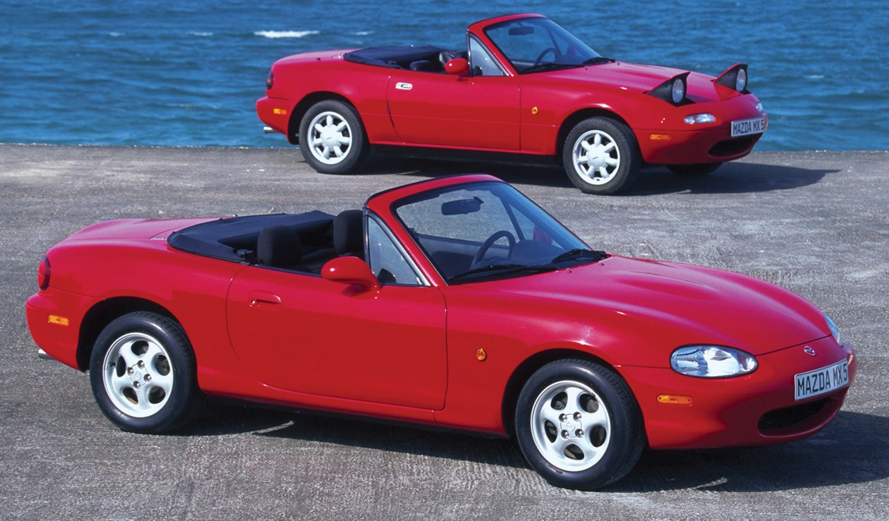 Mazda MX-5 1998: immagini ufficiali