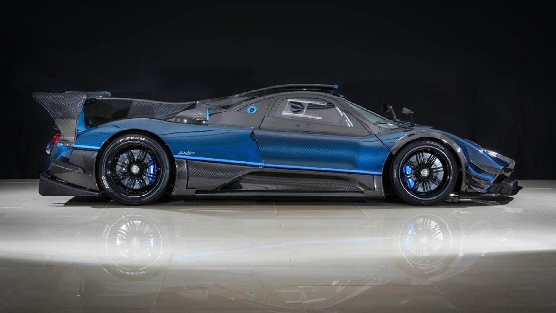 Pagani Zonda Revolucion: le immagini