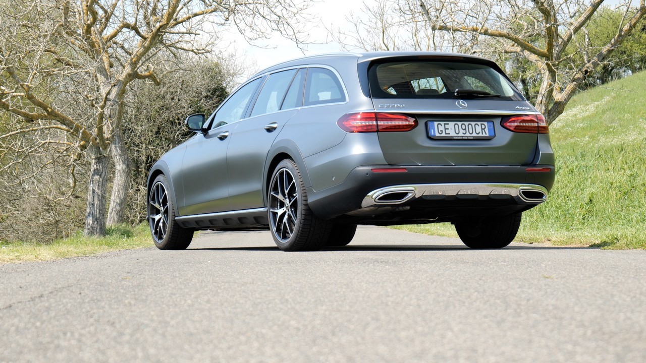 Mercedes Classe E All Terrain: prova su strada