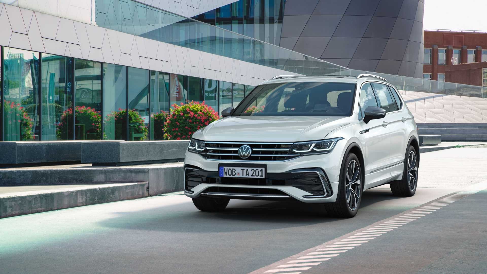 Volkswagen Tiguan Allspace restyling: le immagini ufficiali