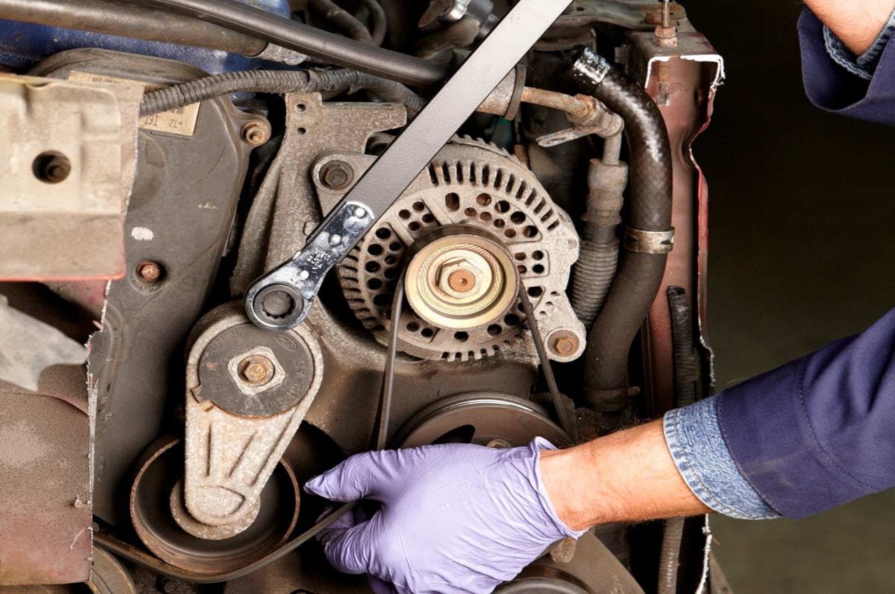 Manutenzione auto: i controlli prima delle vacanze estive