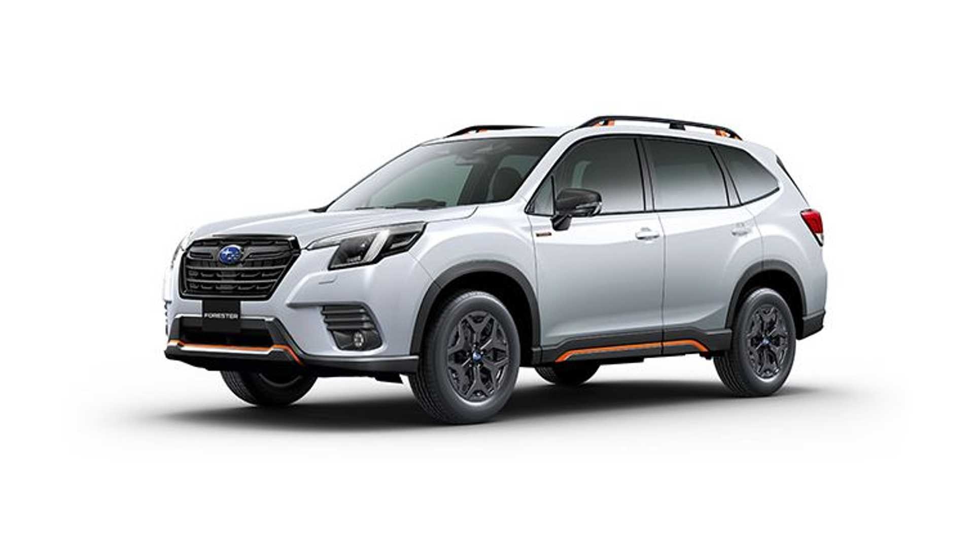 Subaru Forester restyling: le immagini ufficiali