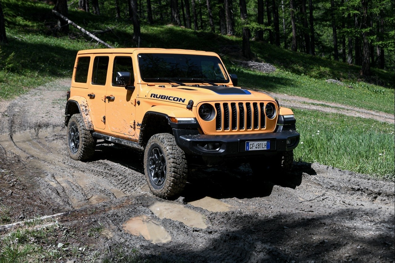 Jeep Wrangler 4xe Rubicon: primo contatto