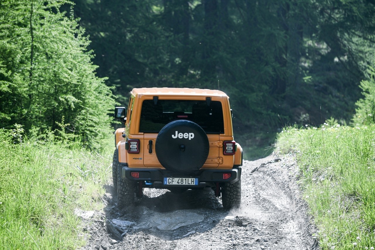 Jeep Wrangler 4xe Rubicon: primo contatto