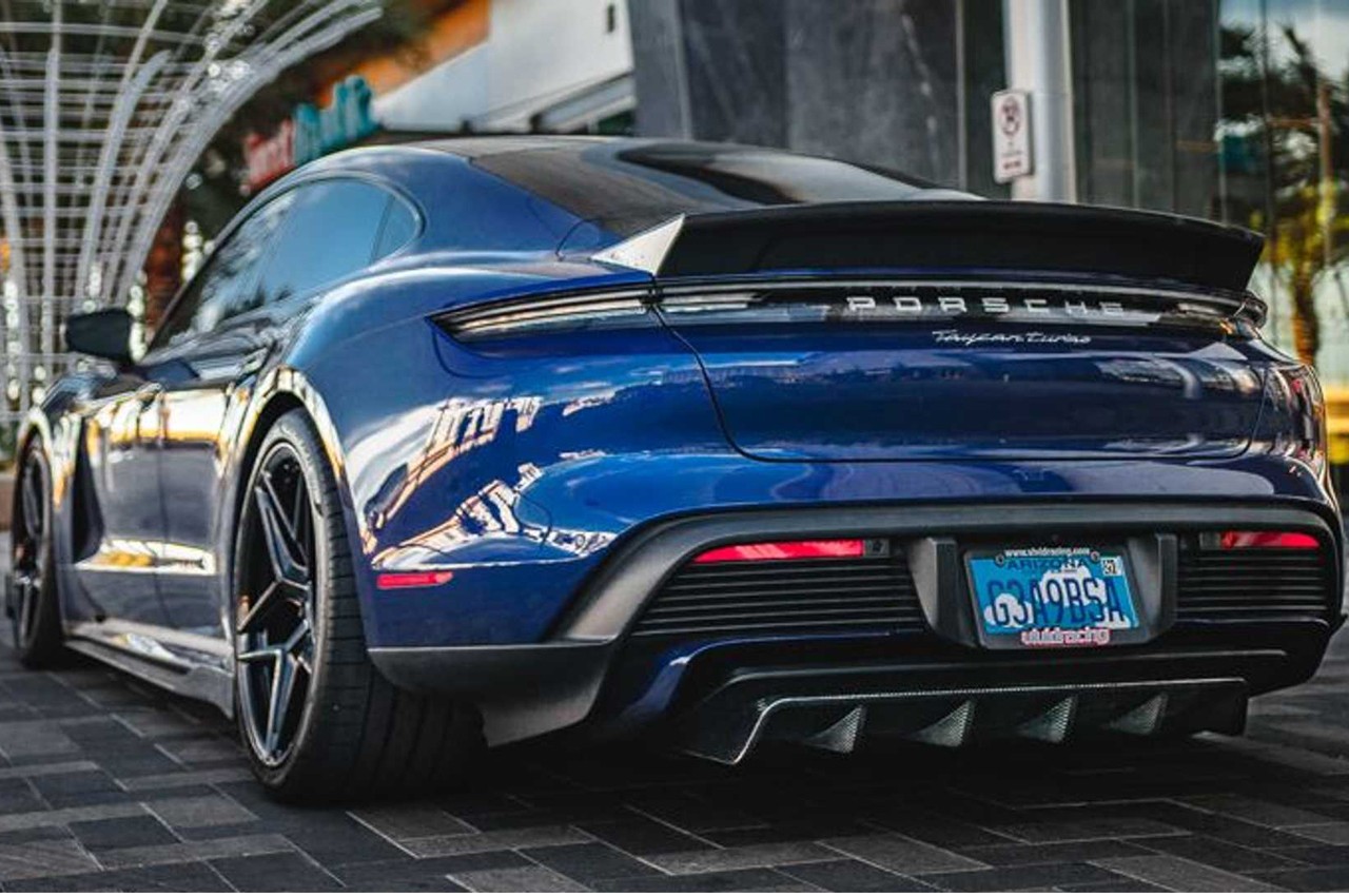 Porsche Taycan by Vivid Racing