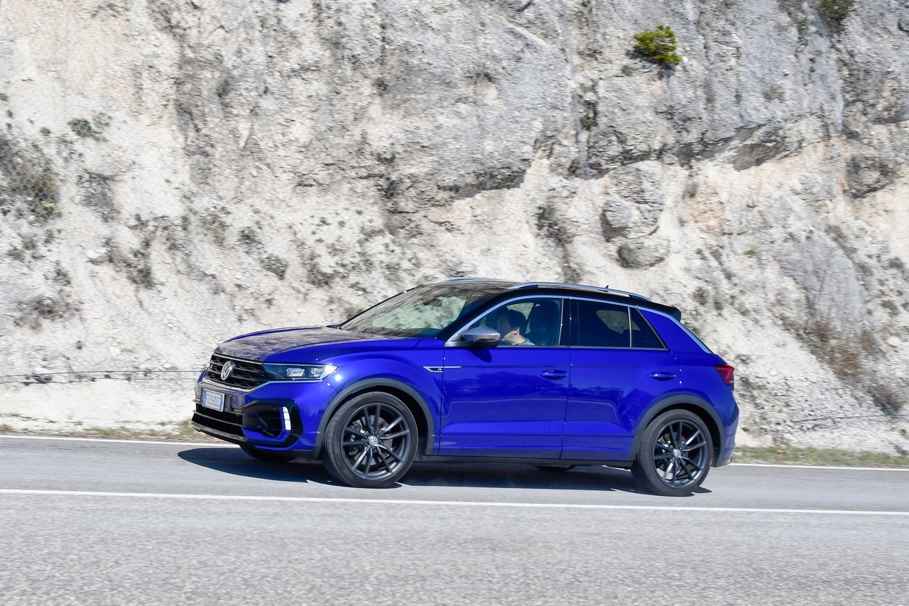 Volkswagen T-Roc R: prova su strada