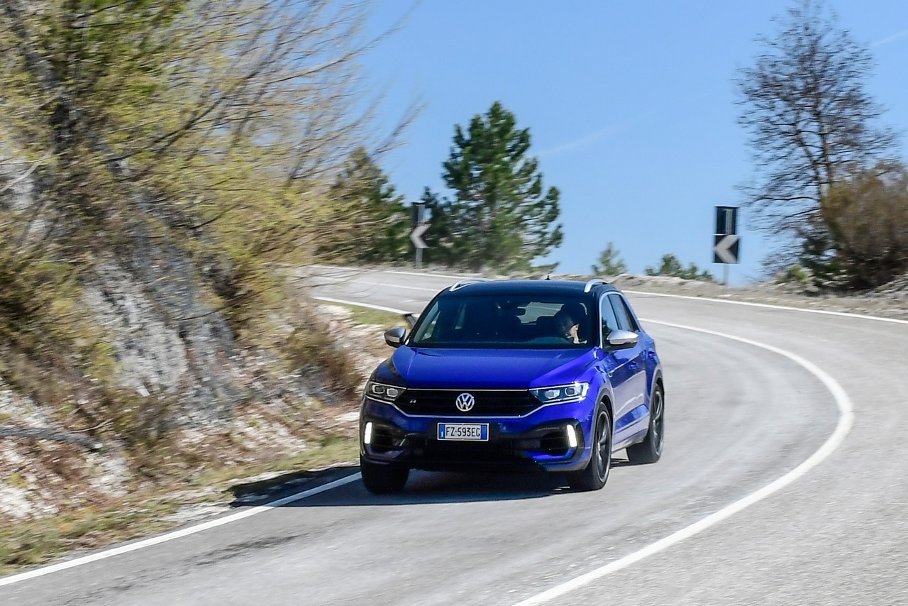 Volkswagen T-Roc R: prova su strada