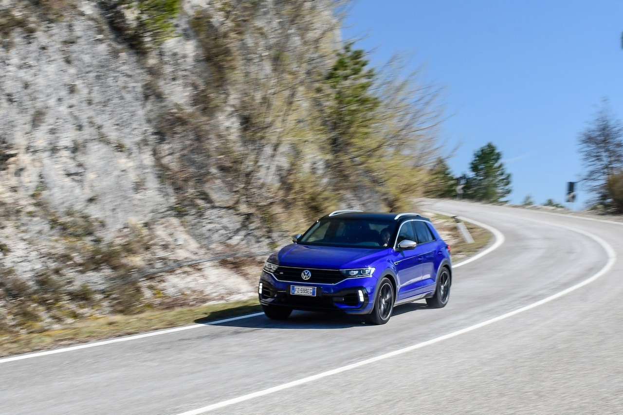 Volkswagen T-Roc R: prova su strada