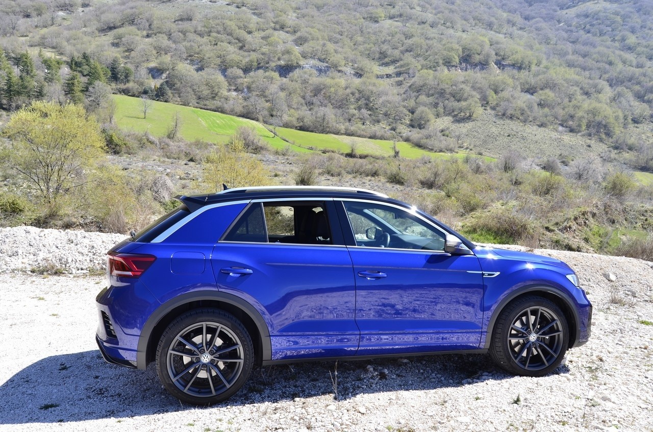 Volkswagen T-Roc R: prova su strada