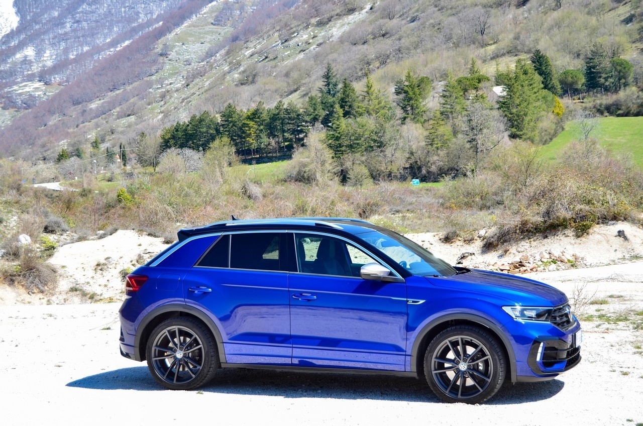 Volkswagen T-Roc R: prova su strada