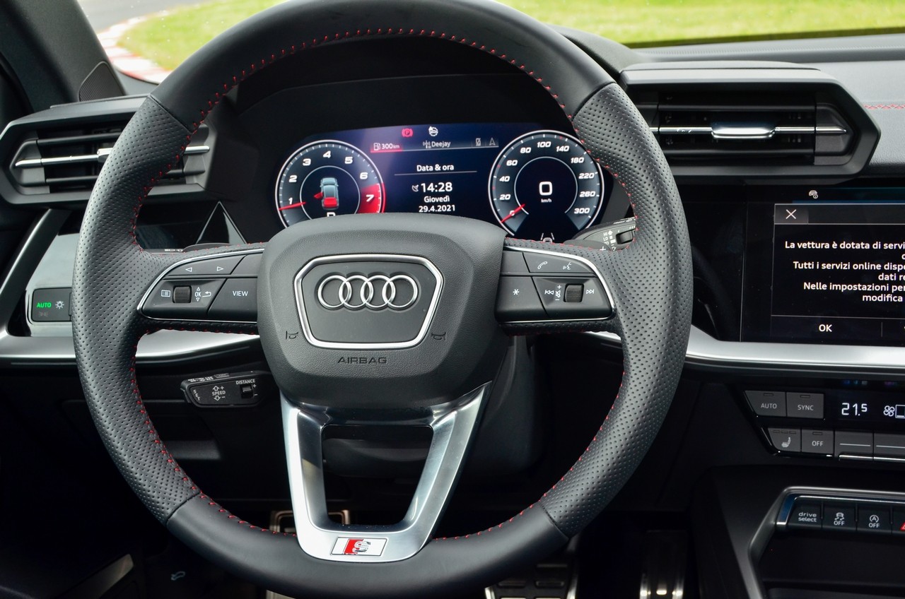 Audi S3: la prova su strada e in pista