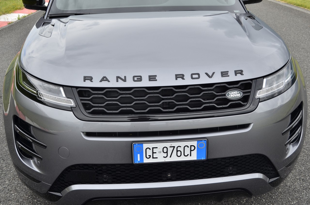 Range Rover Evoque D200 MHEV AWD R-Dynamic S: prova su strada