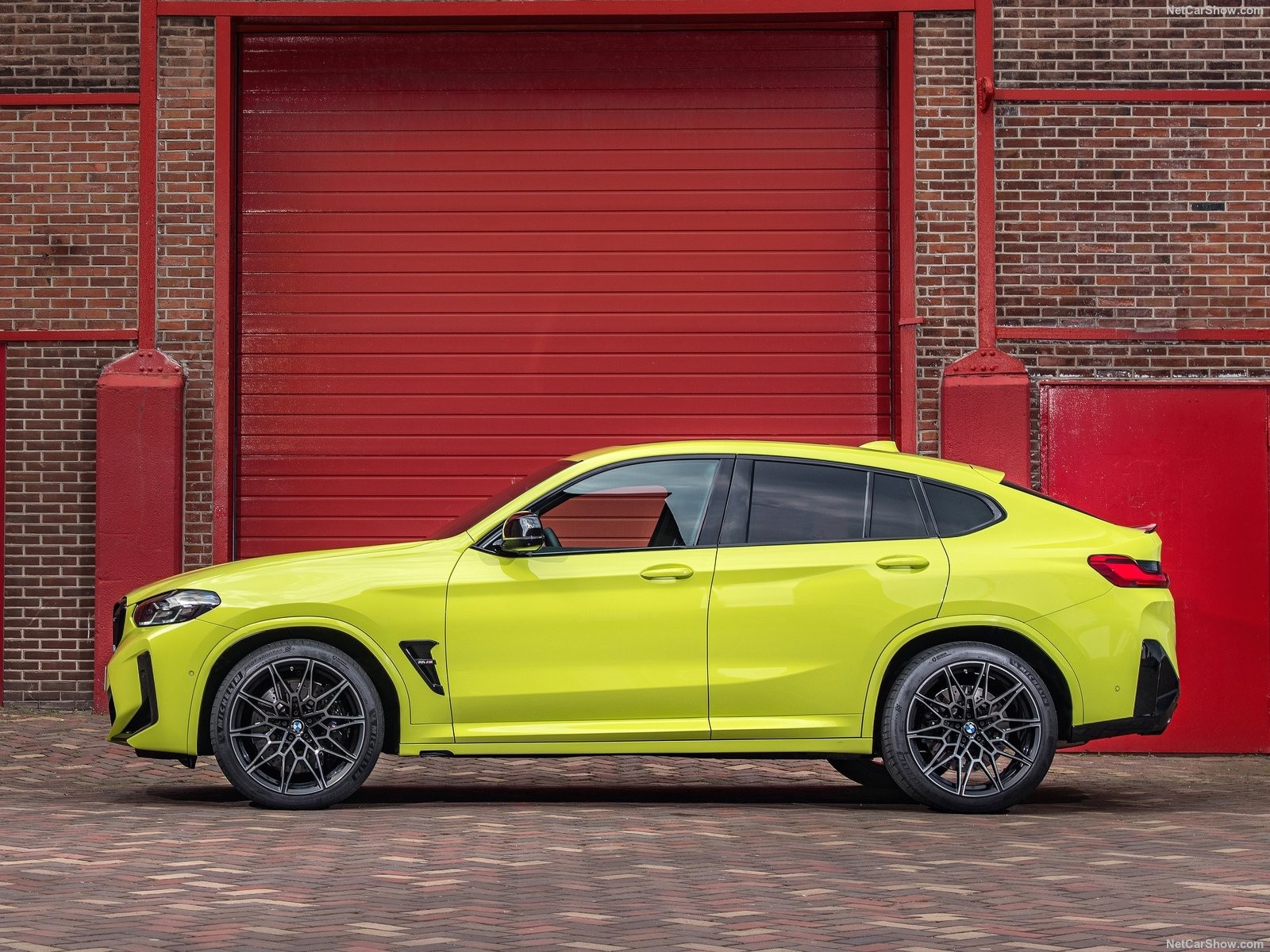 BMW X4 M Competition: immagini ufficiali