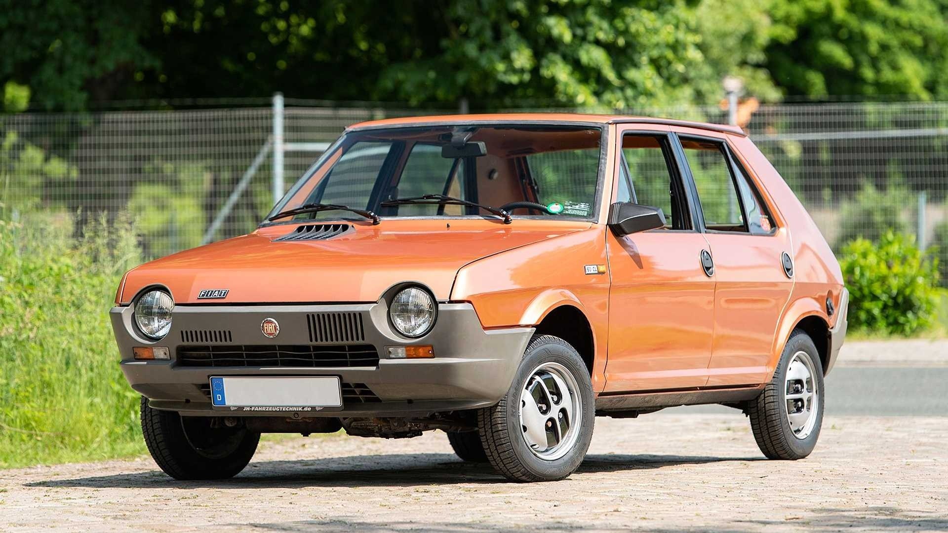 Fiat Ritmo 60 CL: le immagini ufficiali