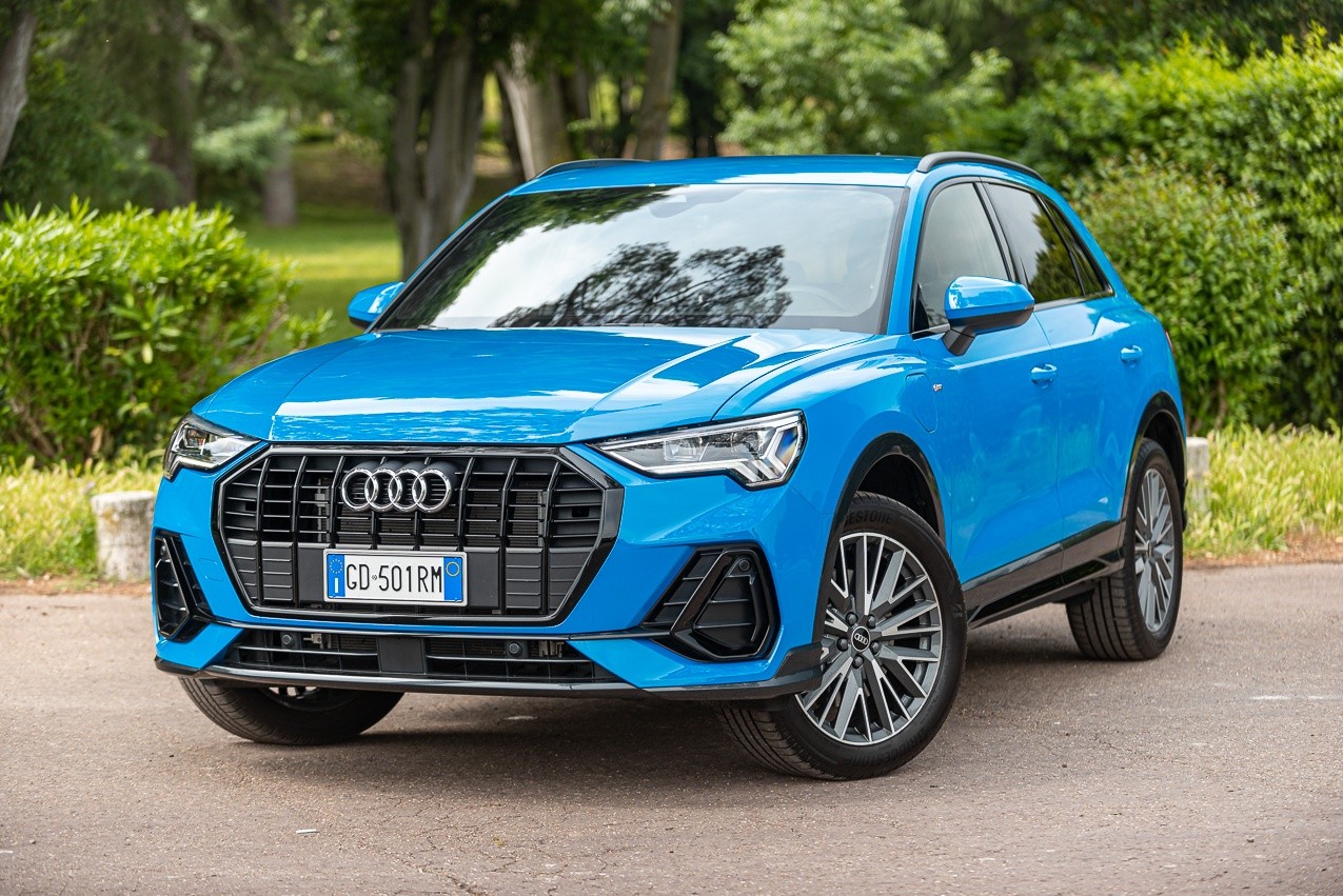 Audi Q3 45 eTFSI: la prova su strada