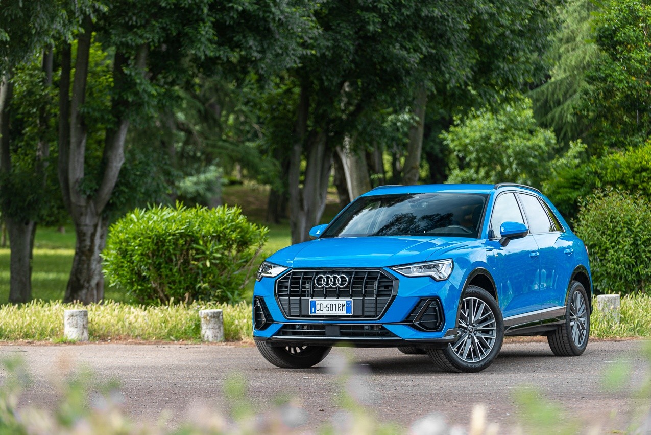 Audi Q3 45 eTFSI: la prova su strada