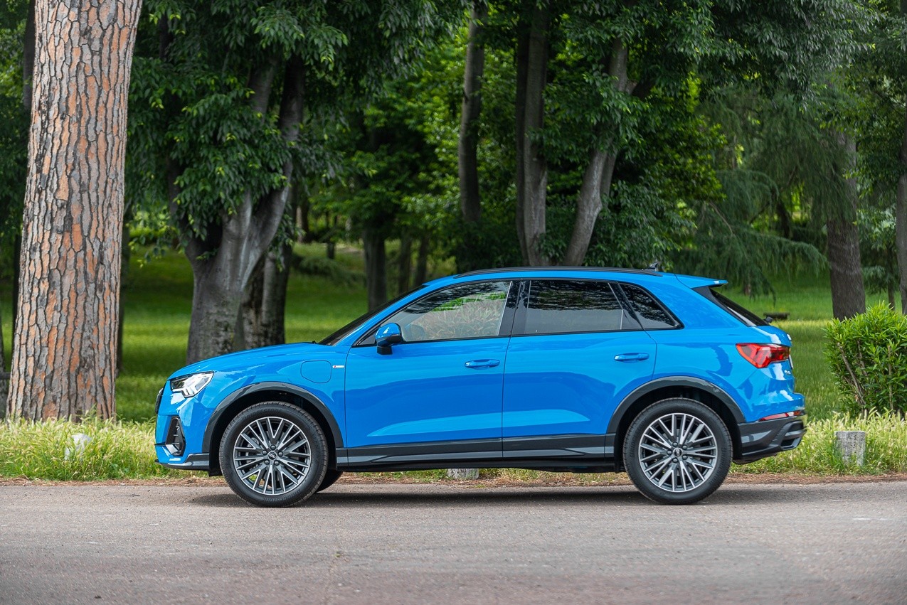 Audi Q3 45 eTFSI: la prova su strada