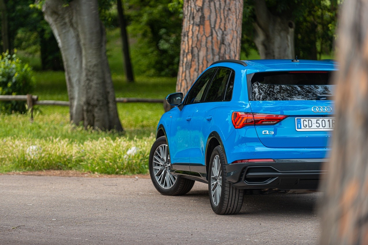 Audi Q3 45 eTFSI: la prova su strada