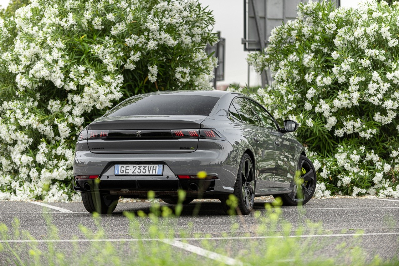 Peugeot 508 PSE: la prova su strada