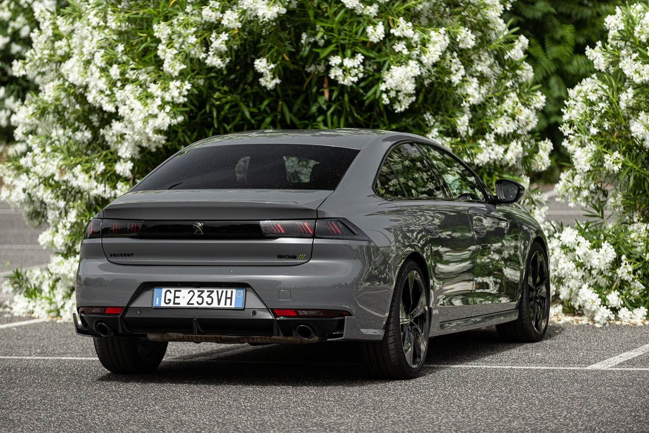 Peugeot 508 PSE: la prova su strada