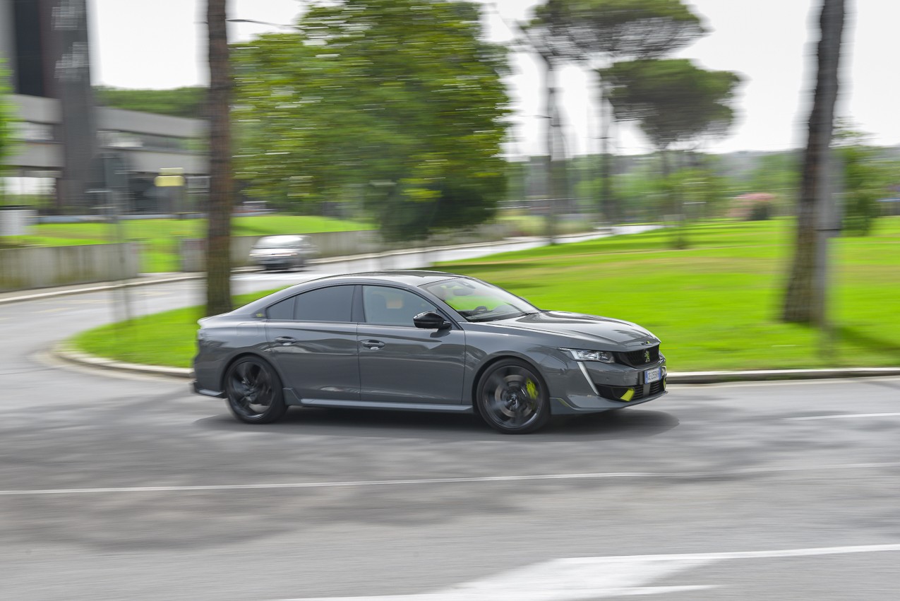 Peugeot 508 PSE: la prova su strada