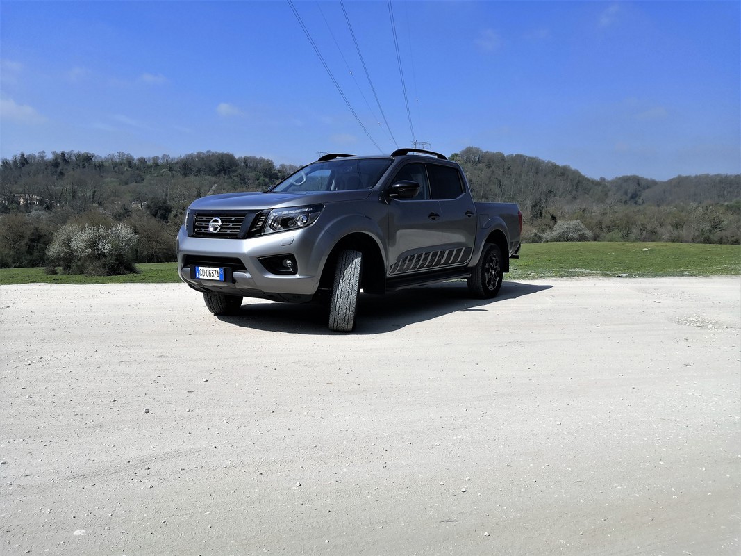 Nissan Navara N-Guard 190 4WD: la prova su strada