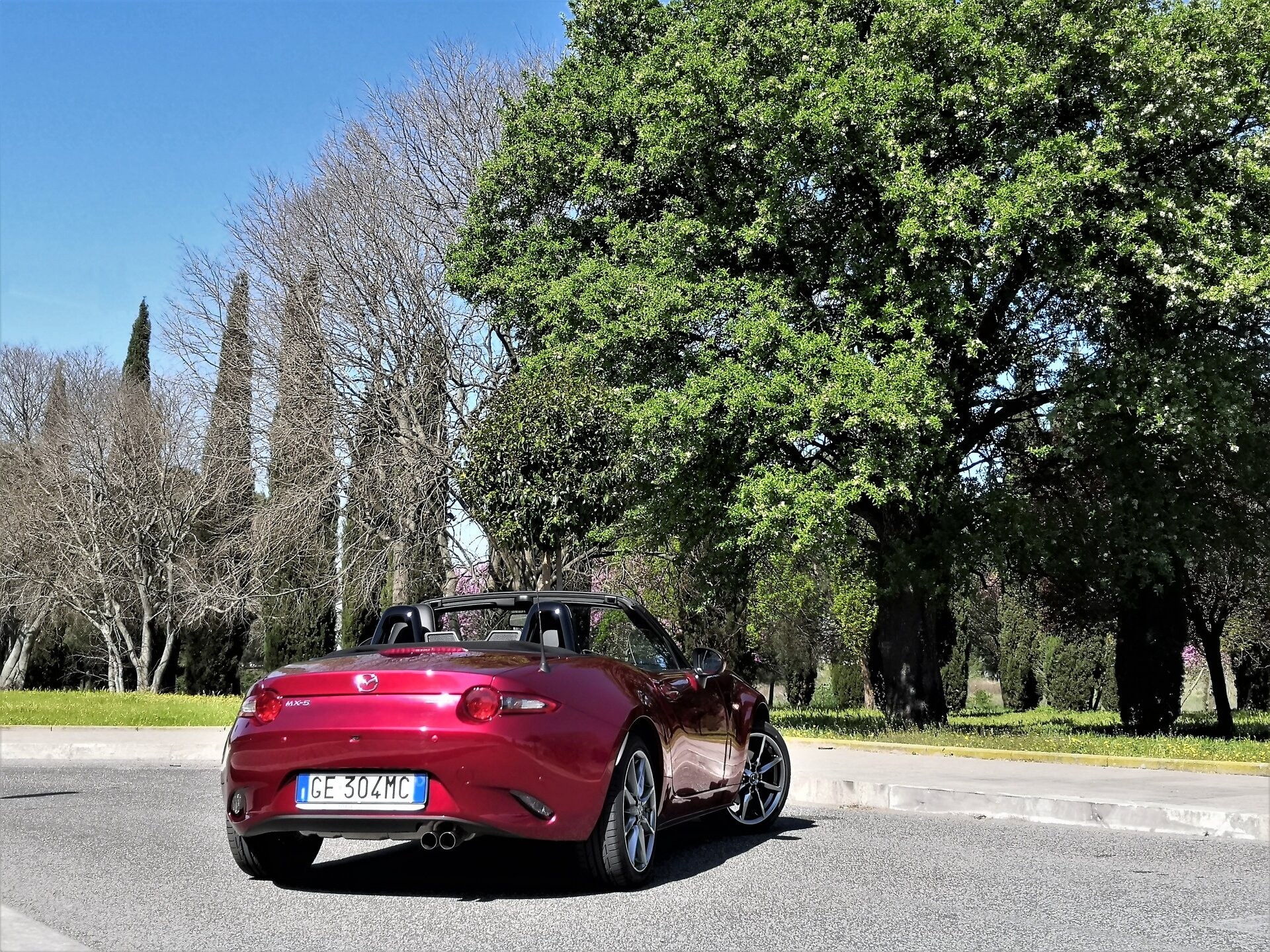 Mazda MX-5 2.0 Skyactiv-G Sport: la prova su strada