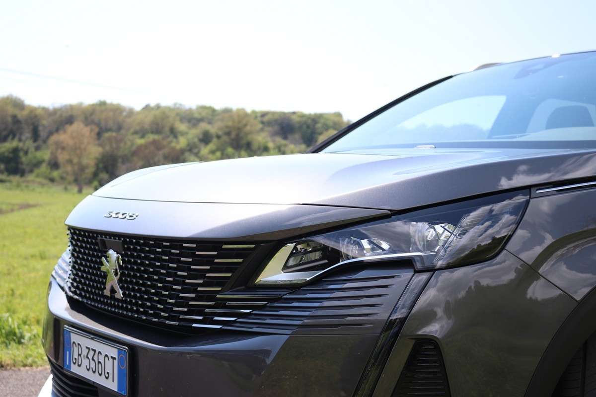 Peugeot 3008 1.5 BlueHDi EAT8 restyling: prova su strada