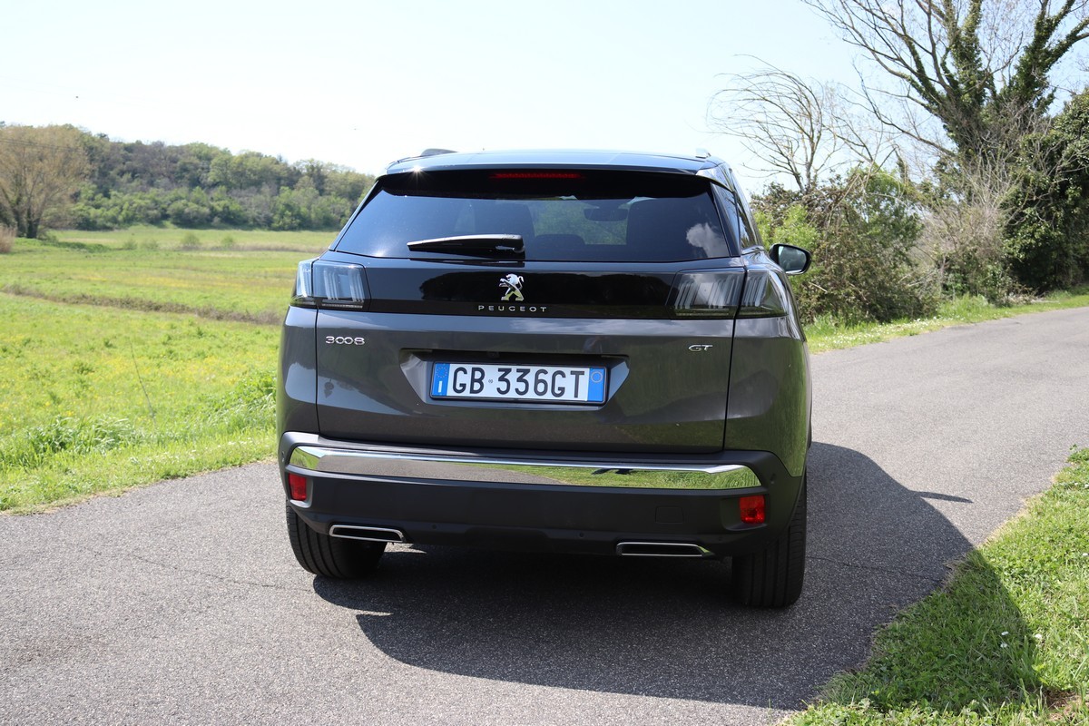 Peugeot 3008 1.5 BlueHDi EAT8 restyling: prova su strada