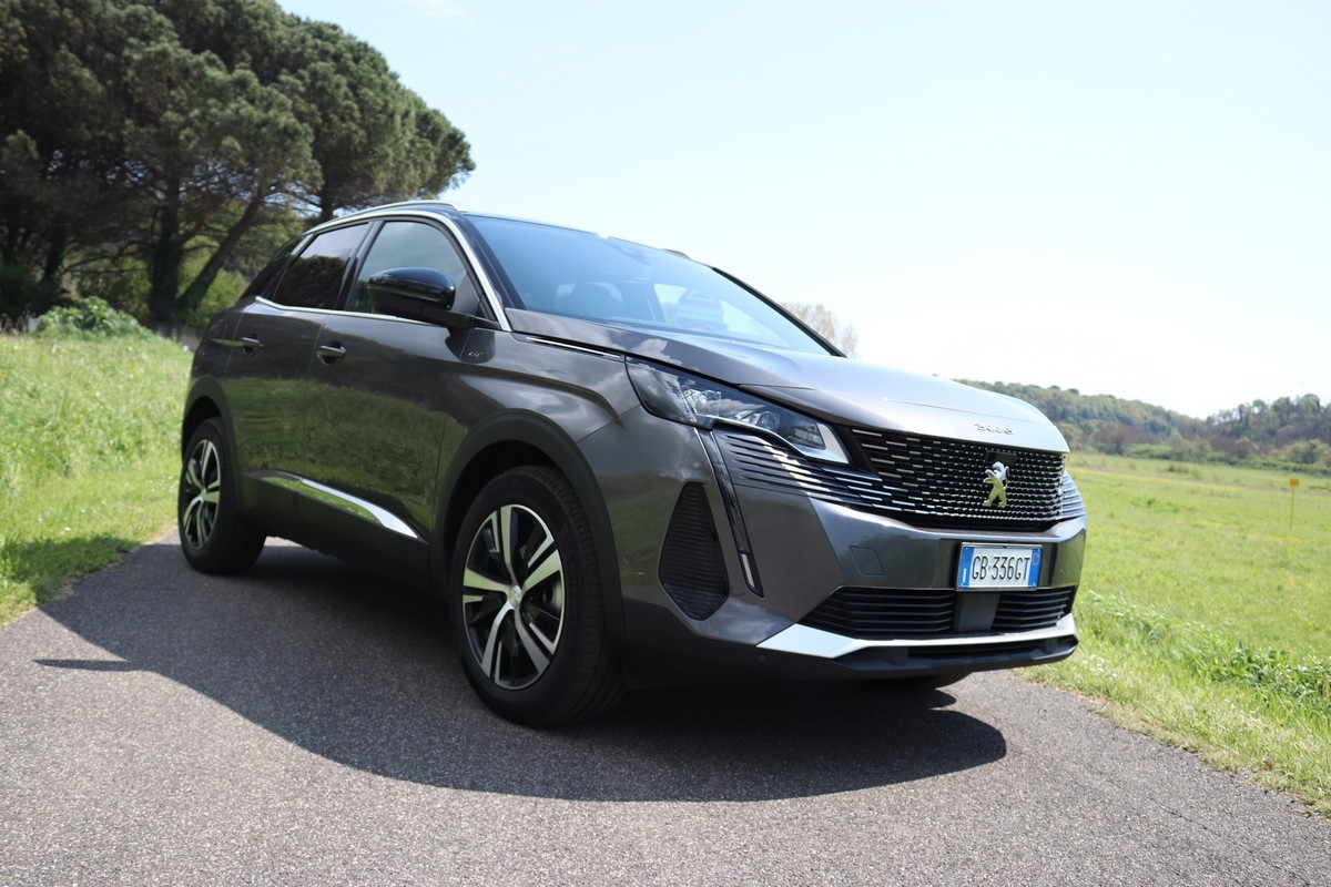 Peugeot 3008 1.5 BlueHDi EAT8 restyling: prova su strada