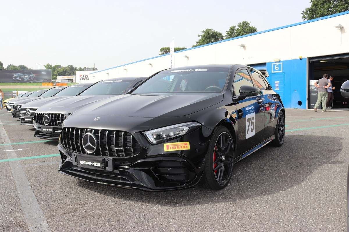 Mercedes-Benz AMG Performance Day: in pista a Vallelunga